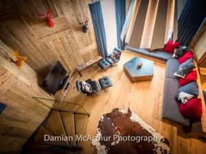 Posezení v ubytování Loft d'exception pour 12 pers., accessible pistes, sauna & hammam - FR-1-314-305 + 1 fotografie