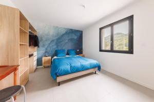 Katil atau katil-katil dalam bilik di Maison de Maud - Piscine privée +15 gambar