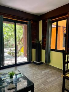 Fotografie z fotogalerie ubytování Cabañas Xpujil Calakmul Campeche con vista a la Selva v destinaci Xpujil
