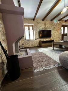 TV/trung tâm giải trí tại Ανασασμος