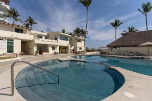 Bazén v ubytování Costa Dorada Costa 402 nebo v jeho okolí