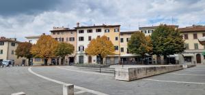 Το κτήριο όπου στεγάζεται  το διαμέρισμα