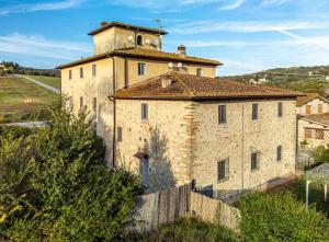 Tòa nhà nơi căn hộ tọa lạc