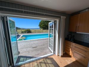 Φωτογραφία από το άλμπουμ του Smedsgård Farm Stay σε Fjärås