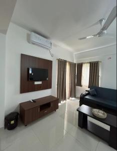 Μια τηλεόραση ή/και κέντρο ψυχαγωγίας στο The Grand Inn