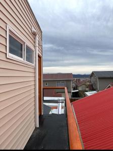 Το κτήριο όπου στεγάζεται  το διαμέρισμα