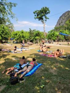 Επισκέπτες που μένουν στο VangVieng haNa Hotel