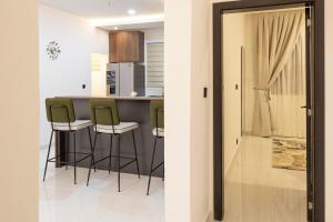 Φωτογραφία από το άλμπουμ του Greyasset Amber σε Spintex