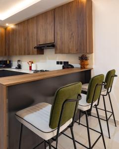 Φωτογραφία από το άλμπουμ του Greyasset Amber σε Spintex