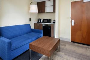 Galeriebild der Unterkunft Holiday Inn Express & Suites Raleigh Durham Airport at RTP, an IHG Hotel in Durham