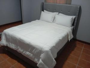 Gallery image of Hill Garden Resort Hotel in San Ignacio