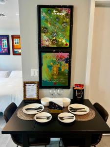 Ảnh trong thư viện ảnh của The Collectors Studio Downtown ở Miami