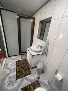 Ένα μπάνιο στο Urban Oasis