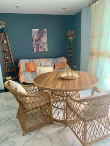 Gallery image of Sunset Beach Village in Ban Ao Makham +10 photos