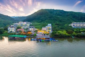 Příroda nedaleko penzionu