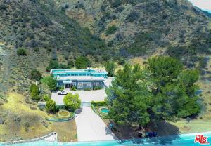 Příroda nedaleko prázdninového domu