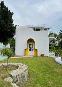 En have udenfor Departamentos paraiso de adan1