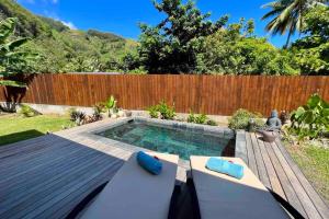 Πισίνα στο ή κοντά στο Villa Māha Iti 2 - Little Villa w Private Pool