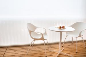 A seating area at Revier Hotel Säntispark