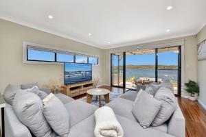 Photo de la galerie de l'établissement Speers Point Lakeviews on The Esplanade, à Warners Bay
