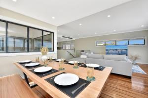Un lugar para sentarse en Lakeview Oasis on The Esplanade