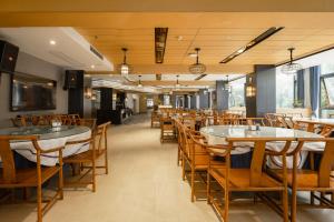 Restaurace v ubytování 博雅酒店张家界国家森林公园店