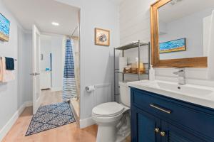 Koupelna v ubytování 384 Harbor Drive + 34 fotografií