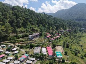 Landskap semula jadi dekat dengan hotel +17 gambar