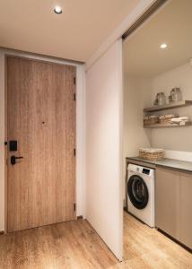 Η κουζίνα ή μικρή κουζίνα στο Стильные апартаменты,пляж Банг Тао