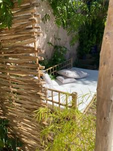 Gallery image of Le Patio aux Oiseaux in La Ciotat