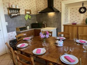 Imagen de la galería de Gite du theil au servant, en La Chapelle-Viviers