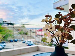 Peisaj natural din apropierea acestui apartament