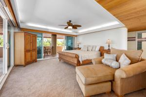 Χώρος καθιστικού στο Alii Hale home +43 φωτογραφίες