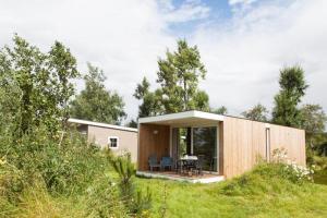 Κήπος έξω από το Design Cabin Sint Maartenszee