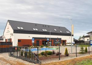 Το κτήριο όπου στεγάζεται  το δωμάτιο σε οικογενειακή κατοικία