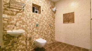 Koupelna v ubytování Divydrashti Resorts