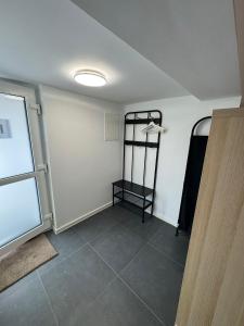an empty room with a room with a room with a room at F 2 - 2 Zimmer Wohnung in Offenbach