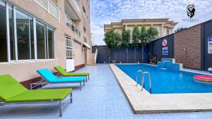 Bazén v ubytování Résidence le CARAT batiment GOLF nebo v jeho okolí