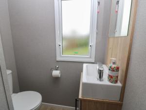 Ένα μπάνιο στο Ellies House +29 φωτογραφίες