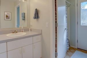 Ένα μπάνιο στο Fir Mountain Escape +23 φωτογραφίες