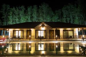 The building in which az üdülőtelepeket is located