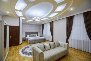 Giường trong phòng chung tại Art Elite +9 ảnh