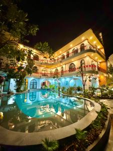 Bazén v ubytování Tuan Ngoc Hotel nebo v jeho okolí