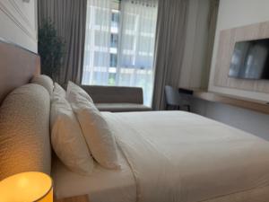 Gallery image of Maison Sahab - Stylish Studio in Tiraz Building in Sharjah +13 photos