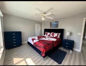 Postel nebo postele na pokoji v ubytování Villa Azul, piscina, BBQ, pesca, juegos + 26 fotografií