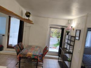 Χώρος καθιστικού στο Apppartement dans maison avec terrasse plein sud , Netflix, parking et fibre +12 φωτογραφίες