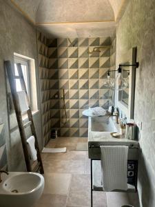 Un baño de Casina Egnazia