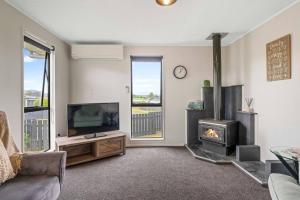 Μια τηλεόραση ή/και κέντρο ψυχαγωγίας στο Nukuhau Nook - Taupo