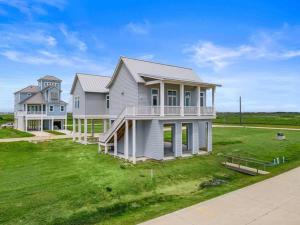 Το κτήριο όπου στεγάζεται  η παραθεριστική κατοικία