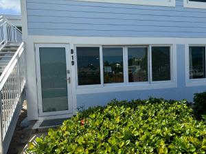 Galeriebild der Unterkunft Sapphire Beach- Island time! in East End